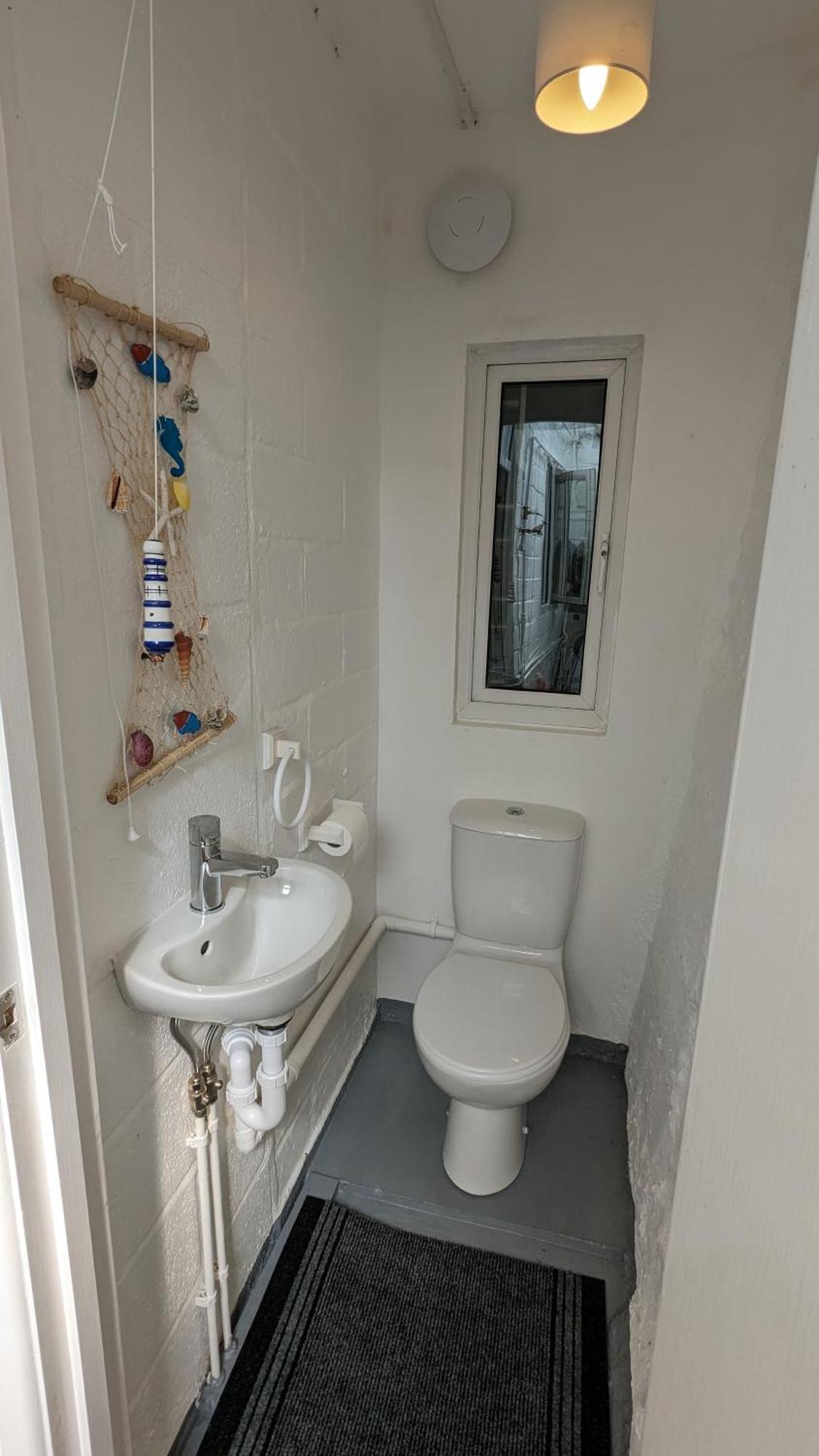The Hillocks, Looe - Two Bedroom House With Fabulous Views Of Looe Town And Harbour 외부 사진